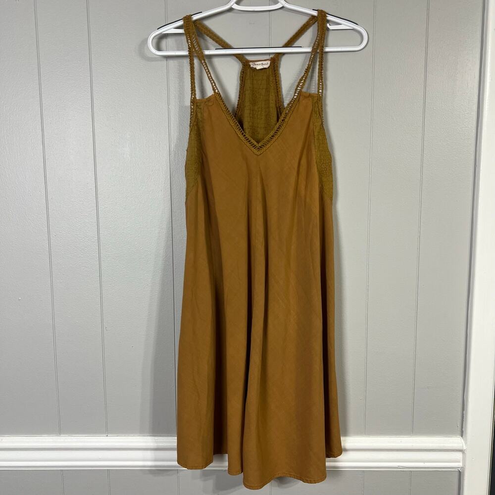 Womens XL Mustard Crochet Racerback Trapeze Mini Dress Hem & Thread
